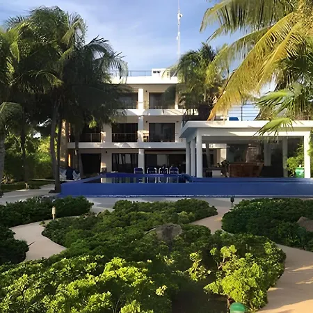 13Bdr Villa Bellamar Akumal - Private Chef - Beachfront - Weddings-Business Retreats-Golf-Family-2
