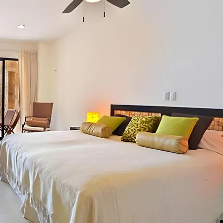 13Bdr Villa Bellamar Akumal - Private Chef - Beachfront - Weddings-Business Retreats-Golf-Family-3